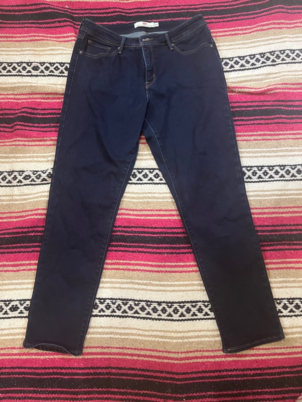 Levi's 512™ Skinny Jeans in dark blue with gold stitching